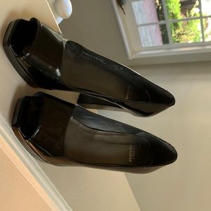 barely used  7 1/2 Stuart Weitzman heels- perfect fir business or a night out.